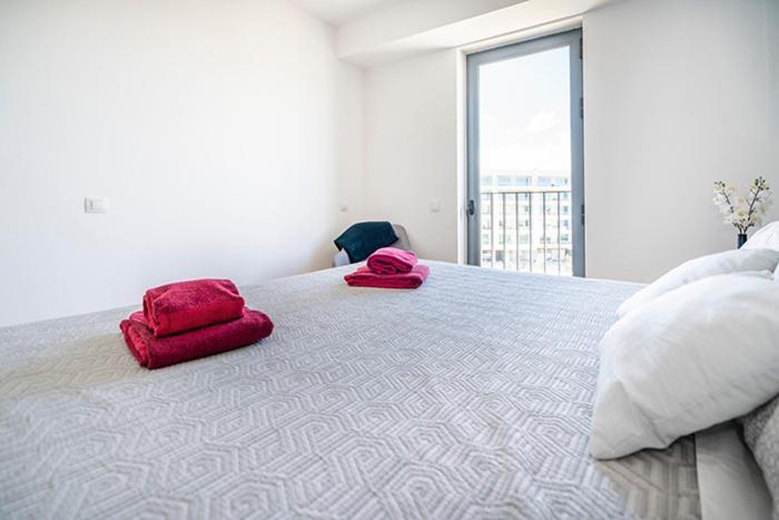 Bright & Spacious 2 Bed Flat 2 Bath W Garage In Marina Lagos